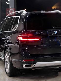 بي ام دبليو X7